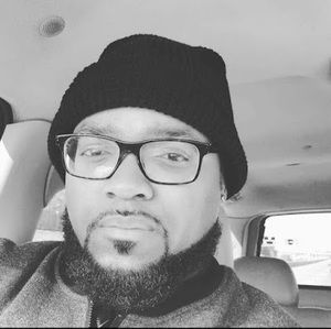 Meet your Posher, Eliott